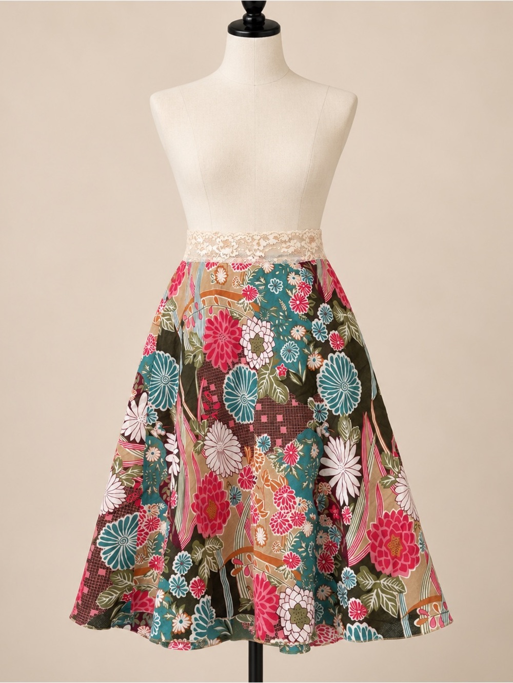 Floral A-Line Skirt Lace Waistband Made in USA Size Small